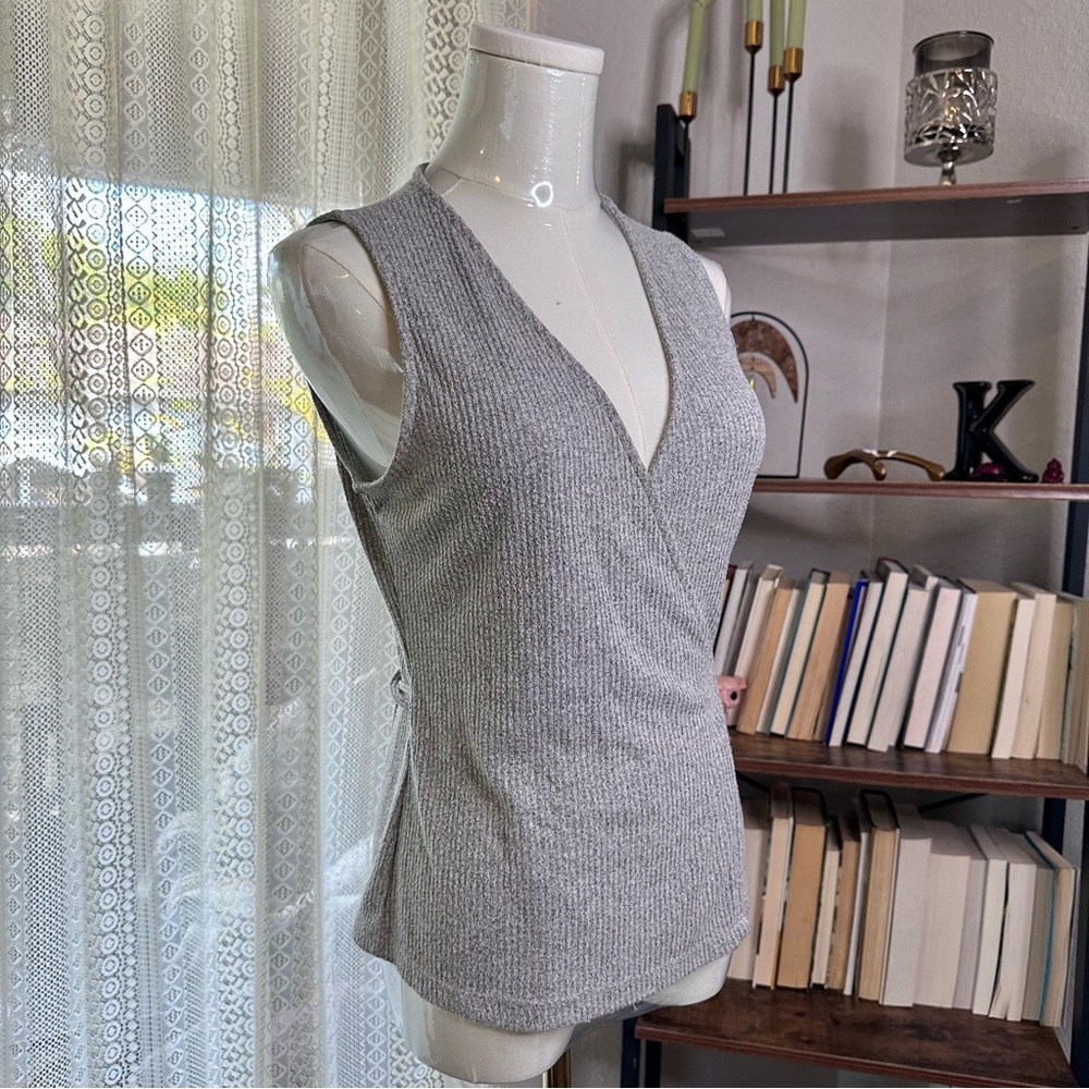 GAP Petite Ribbed Wrap Tank Top (Size S) - Grey Sleeveless Knit Tie Waist